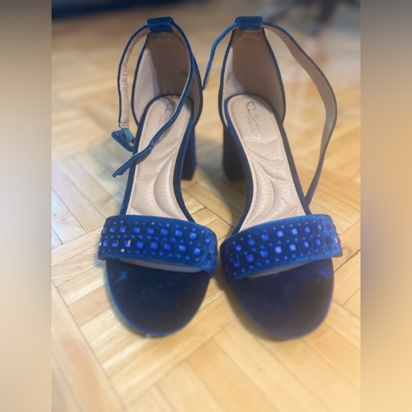 CL by Laundry Comfort Cushion Velvet Heels - Picture 7 of 9